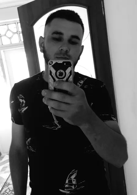 Я Dima, 27, знакомлюсь для приятного времяпровождения в Гданьске