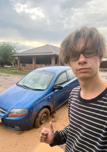 Назар из Бреста, ищу на сайте знакомства на одну ночь