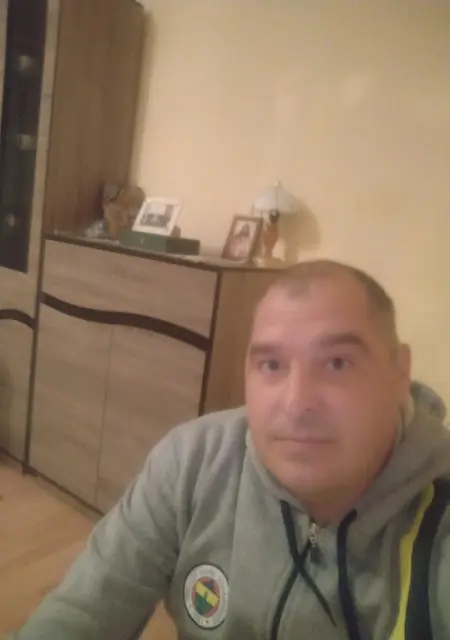 Андрей из Ивано-Франковска, мне 39, познакомлюсь без обязательств