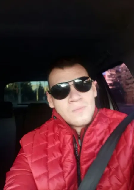 Я Jakub, 27, знакомлюсь в Варшаве