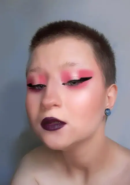 Я Алёна, 21, из Берегова, ищу знакомство для приятного времяпровождения