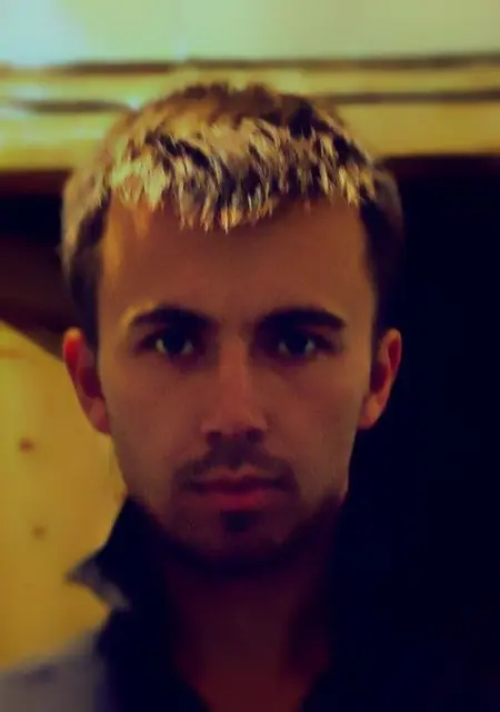 Я Игорь, 35, из Северодонецка, ищу знакомства на одну ночь