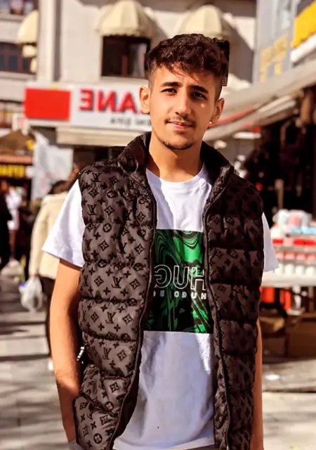 Yiit Can из Анкары, ищу на сайте знакомства без обязательств