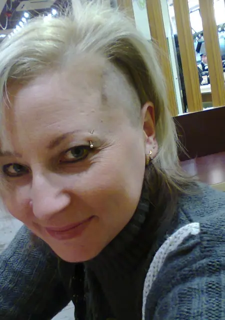 Леся из Харькова, мне 49, познакомлюсь для дружбы