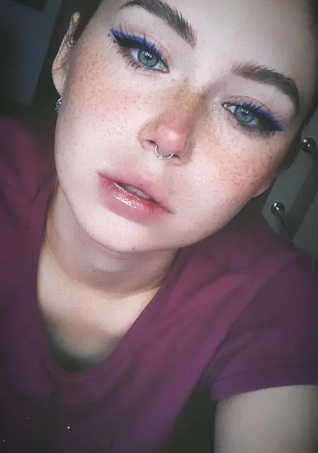 Вика из Витебска, ищу на сайте приятное времяпровождение