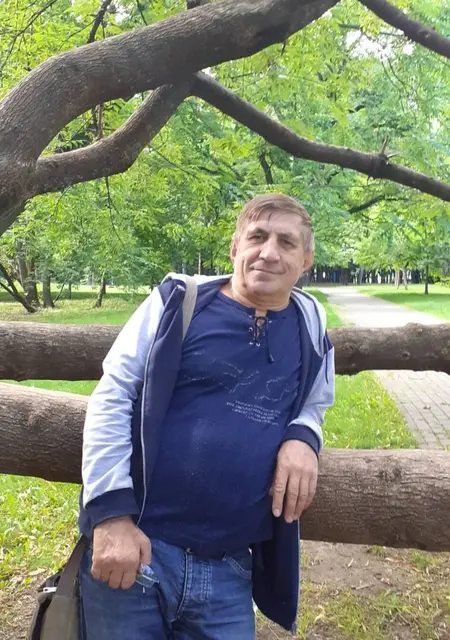 Я Олег, 61, из Минска, ищу знакомства без обязательств
