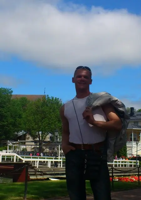 Я Роман, 45, из Таллина, ищу знакомства без обязательств