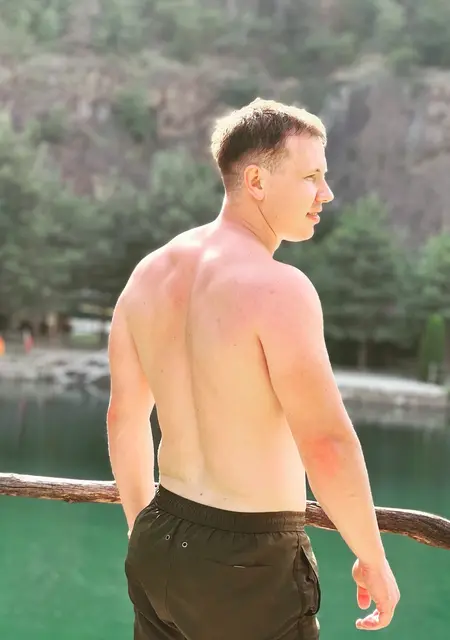 Sasha з Мукачева, мені 27 років, познайомлюсь для приємного проведення часу