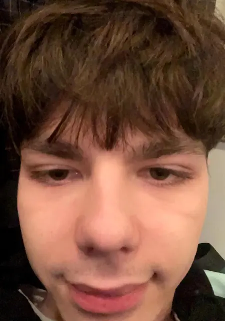 Егор из Первомайского, ищу на сайте знакомства без обязательств