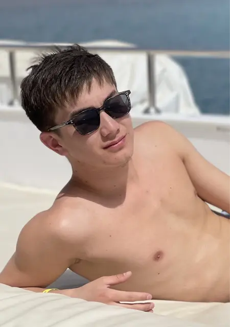 Алихан из Павлодара, ищу на сайте знакомства на одну ночь