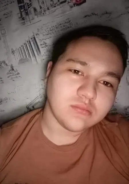 Руслан из Костаная, ищу на сайте общение