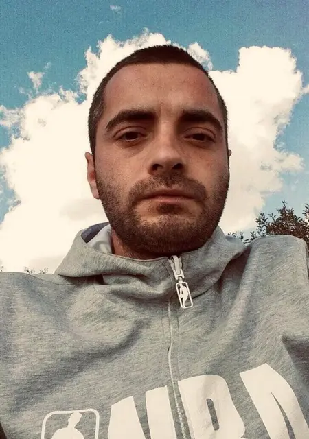 Георгий з Одеси, мені 32 років, познайомлюсь для спілкування