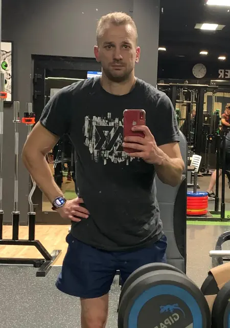 Артем из Щецина, ищу на сайте знакомства без обязательств