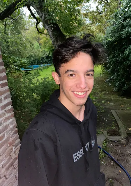 Sebastian из Буэнос-айреса, ищу на сайте знакомства на одну ночь