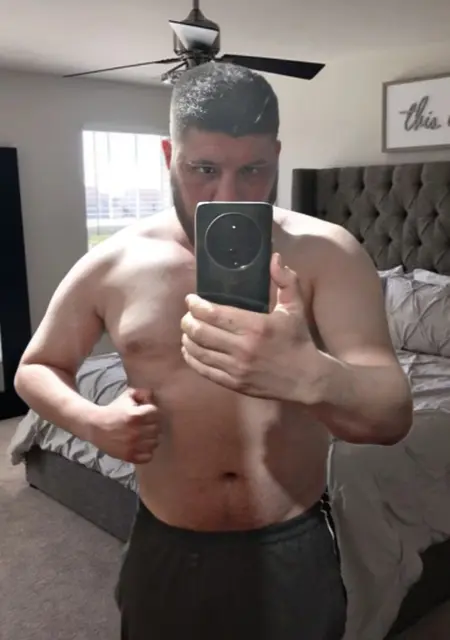 Султан из Бишкека, ищу на сайте знакомства без обязательств