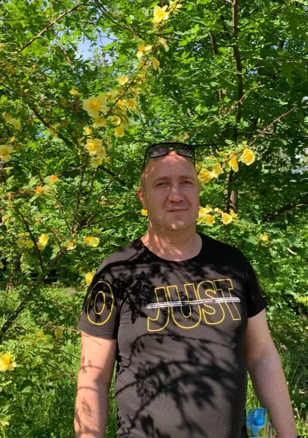 Я Pavel, 44 років, знайомлюсь для відкриті стосунки у Маріуполі