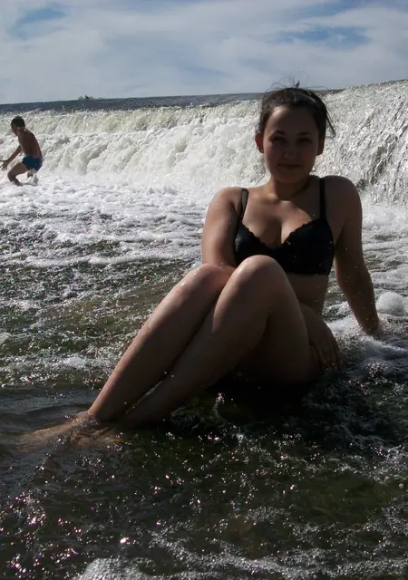 Анжелика из Донецка, мне 34, познакомлюсь для приятного времяпровождения