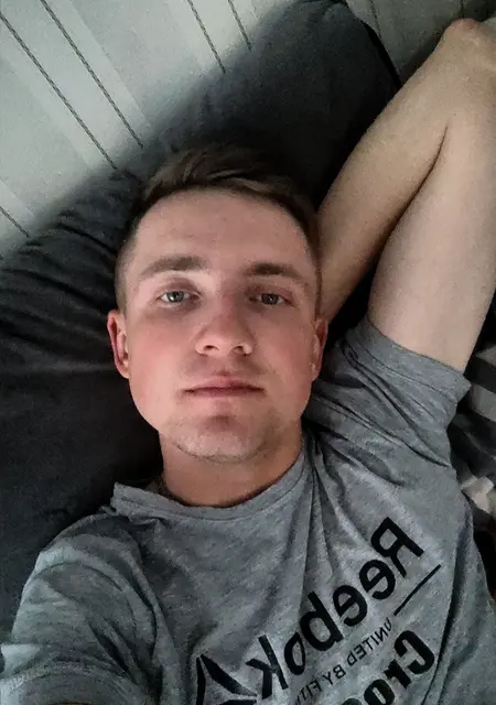 Коля из Жодино, мне 31, познакомлюсь для приятного времяпровождения
