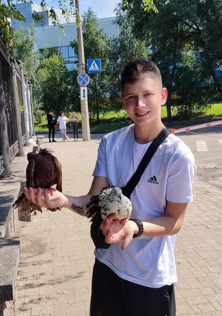 Aleksei з Донецька, мені 21 років, познайомлюсь без зобов'язань