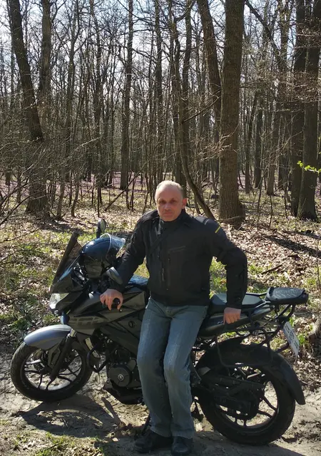 Я Геннадий, 53, из Черкасс, ищу знакомство для общения