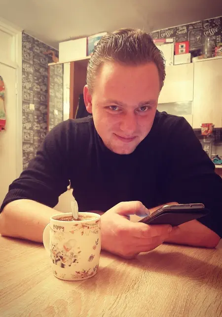 Я Валерий, 29, из Барановичей, ищу знакомство для общения