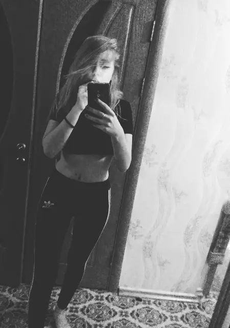 Я Валерия, 24, из Донецка, ищу знакомства без обязательств