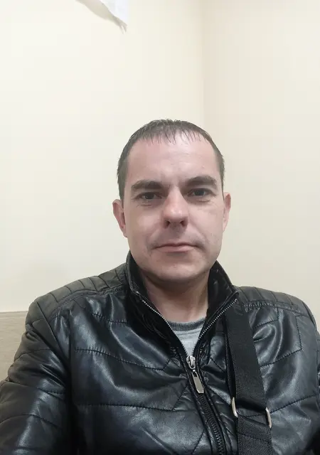 Я Евгений, 39 років з Луганська, шукаю знайомство для постійних стосунків