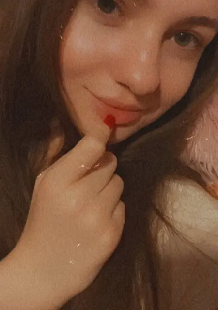 Yana из Киева, мне 18, познакомлюсь для постоянных отношений