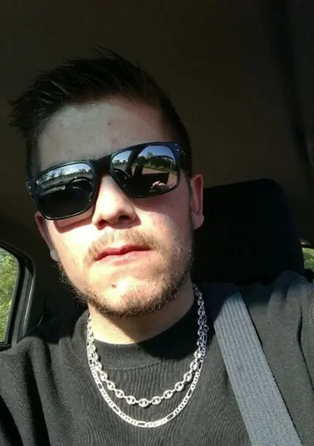 Christophe из Парижа, мне 27, познакомлюсь