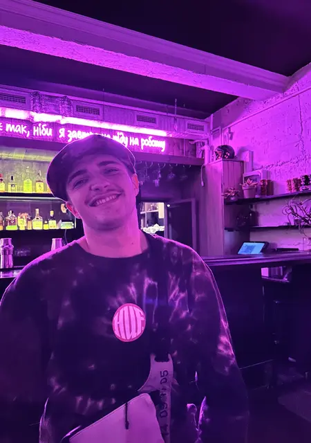 Arnold из Тернополя, ищу на сайте вирта