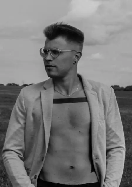 Я Василевс, 26, из Могилёва, ищу знакомство для приятного времяпровождения