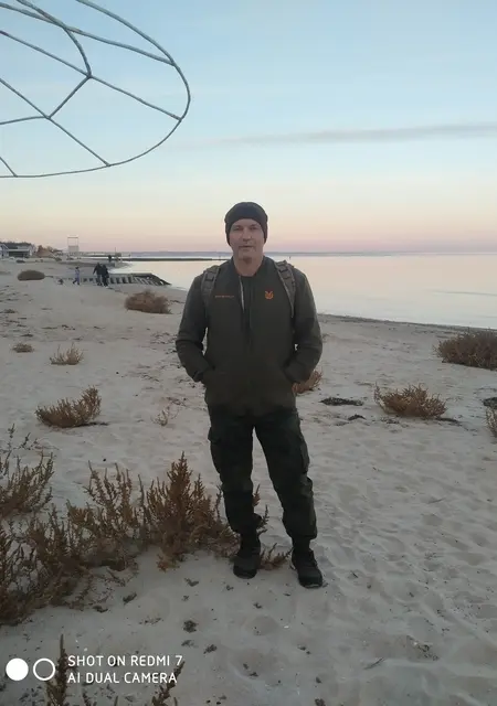 Валера из Одессы, ищу на сайте знакомства без обязательств