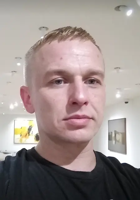 Я Александр, 42 років, знайомлюсь без зобов'язань у Сумах