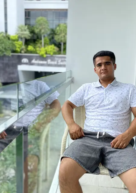 Раджаб из Бангкока, мне 30, познакомлюсь на одну ночь