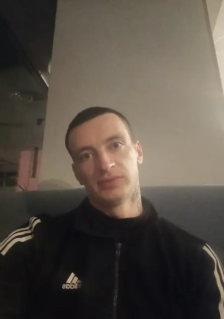 Я Ярослав, 33 років з Покровське, шукаю знайомства на одну ніч