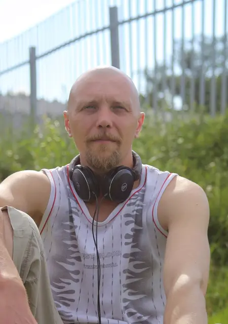 Я Евгений, 44, из Борисова, ищу знакомства без обязательств