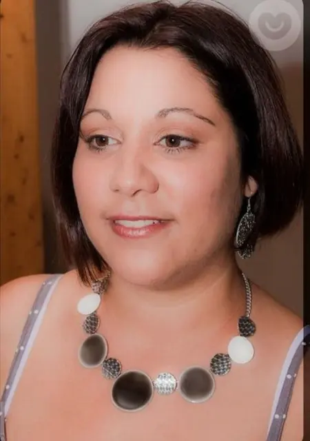 Я Yseult, 42, знакомлюсь в Париже