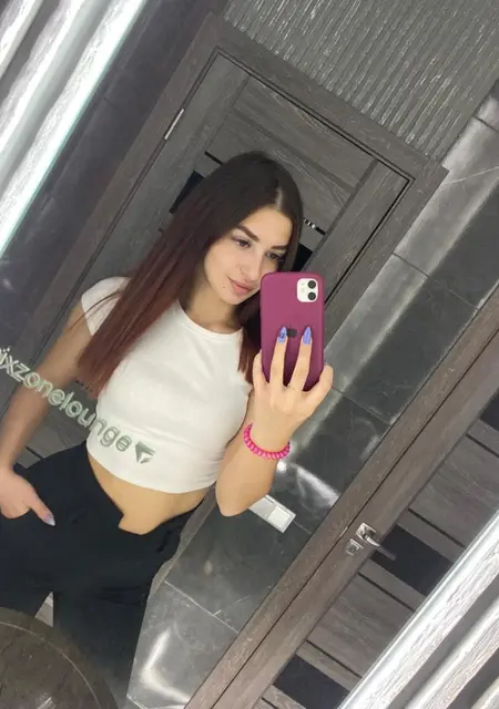 Кристина из Варшавы, ищу на сайте приятное времяпровождение