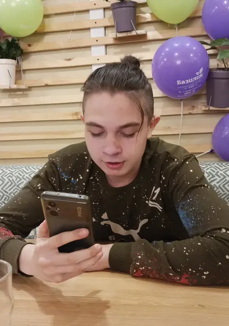 Давид з Донецька, мені 20 років, познайомлюсь на одну ніч