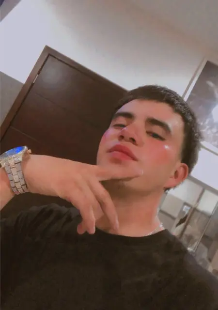 Я Alejandro Montoya, 21, из Агуаскальентес, ищу знакомство для дружбы