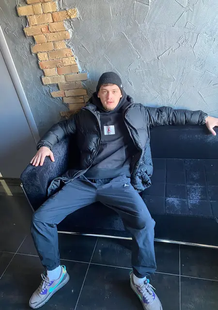 Я Никита, 25 років, знайомлюсь для приємного проведення часу у Рівному