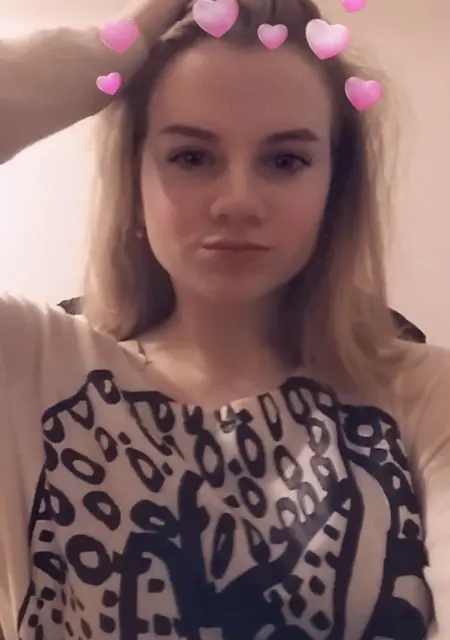 Я Адель, 24, знакомлюсь для приятного времяпровождения в Харькове