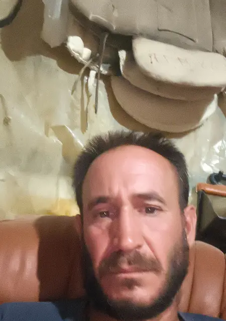 Soy Juan Jesús, 40 años, conociéndome para relación abierta en Sevilla