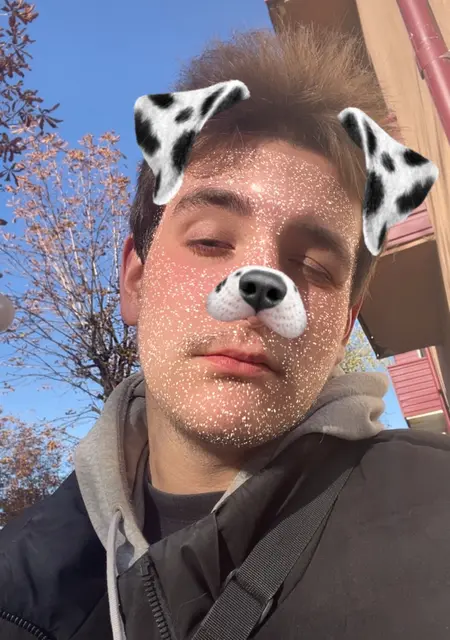 Алексей из Сморгони, мне 19, познакомлюсь для постоянных отношений