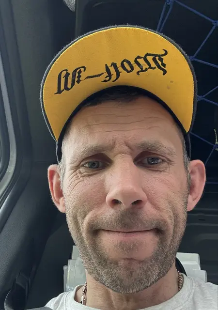 Darjus из Осло, ищу на сайте знакомства на одну ночь