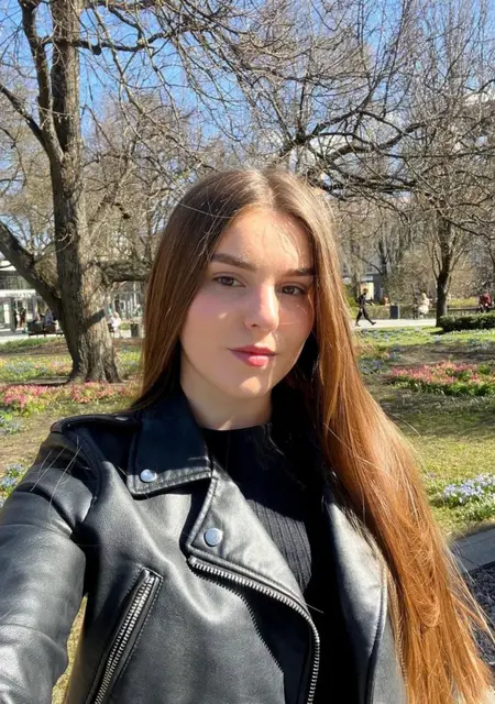 Я Софія, 20 років з Івано-Франківськ, шукаю знайомство для відкриті стосунки