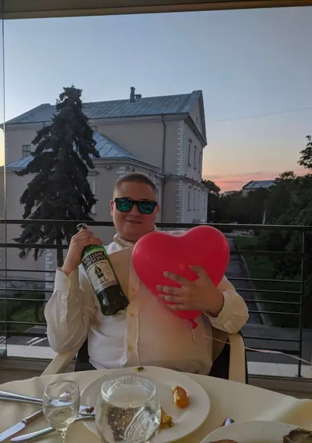 Саша з Тернополя, мені 26 років, познайомлюсь на одну ніч