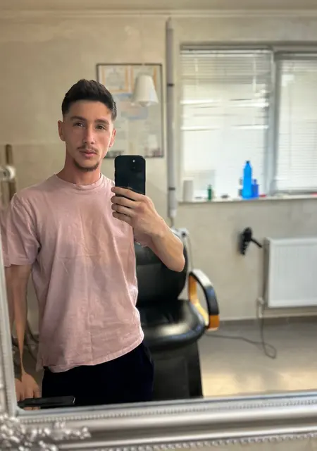 Я Nicocnn, 23, из Мюнхена, ищу знакомство для вирта