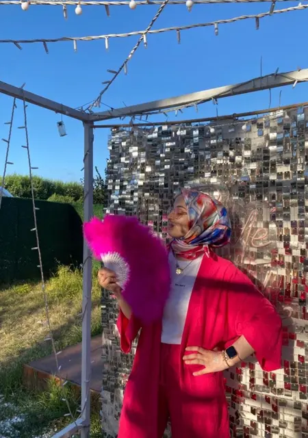 Я Mesude, 19, из Анкары, ищу знакомство для приятного времяпровождения