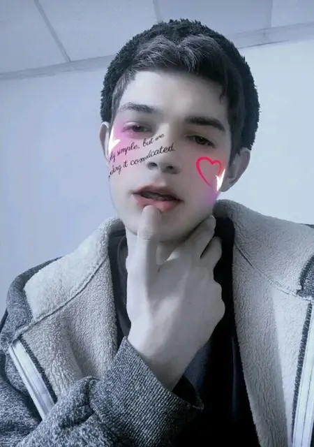 Я Ринат, 19, из Павлодара, ищу знакомства без обязательств